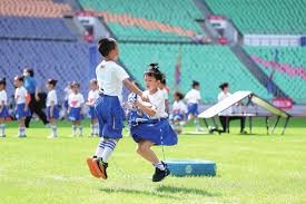 田中将大在美职的“子弹指叉球”被大联盟官方节目评为年度最诡异球路