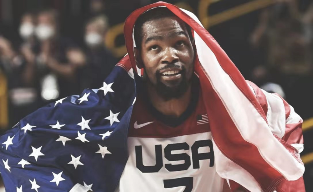 体育CBA：高诗岩准三双 生日夜带队获胜